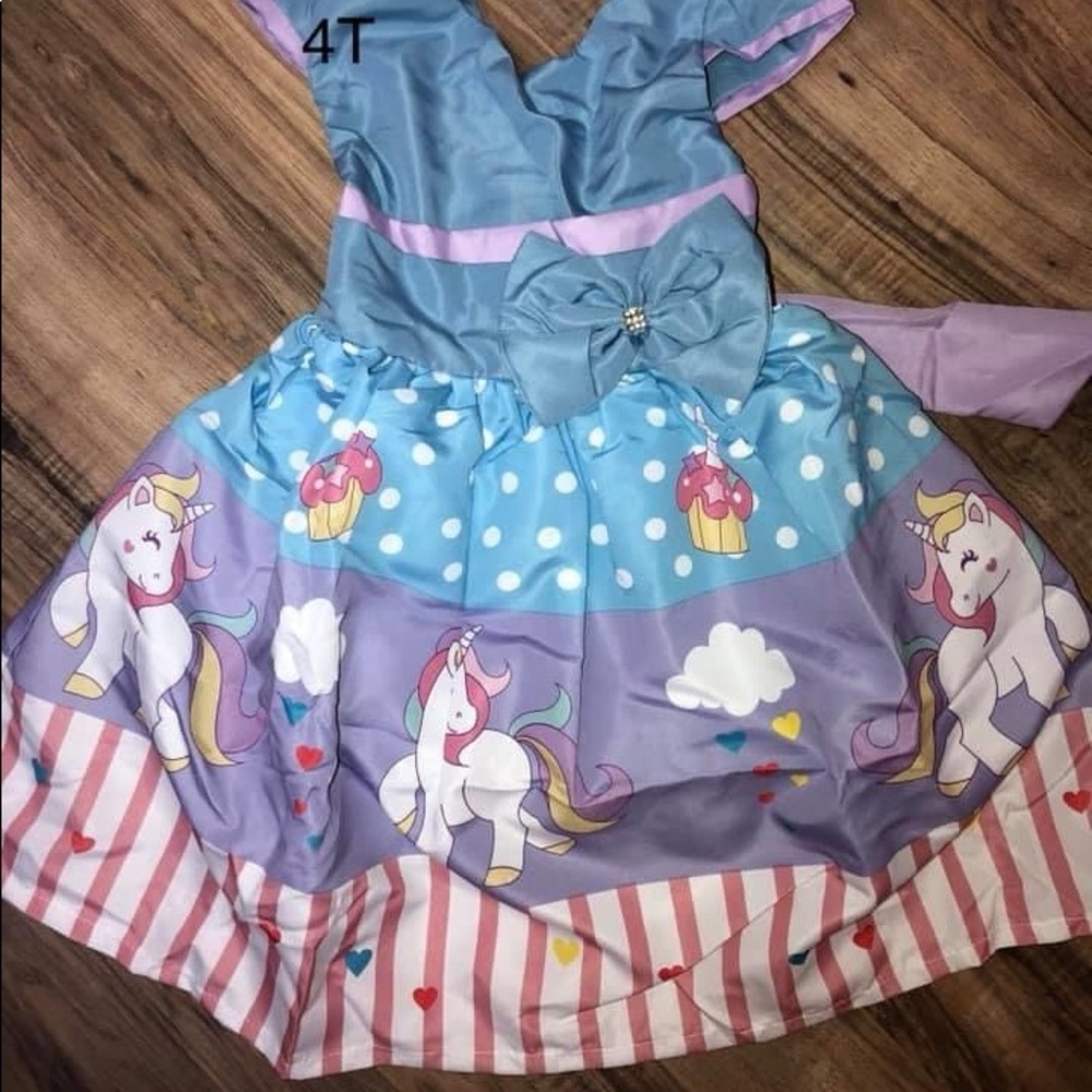 Dresses unicorn - Picture 2 of 2